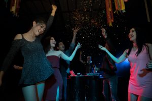 Best Nightlife Spot in Rolla Dubai – Khazana Gold Nightclub